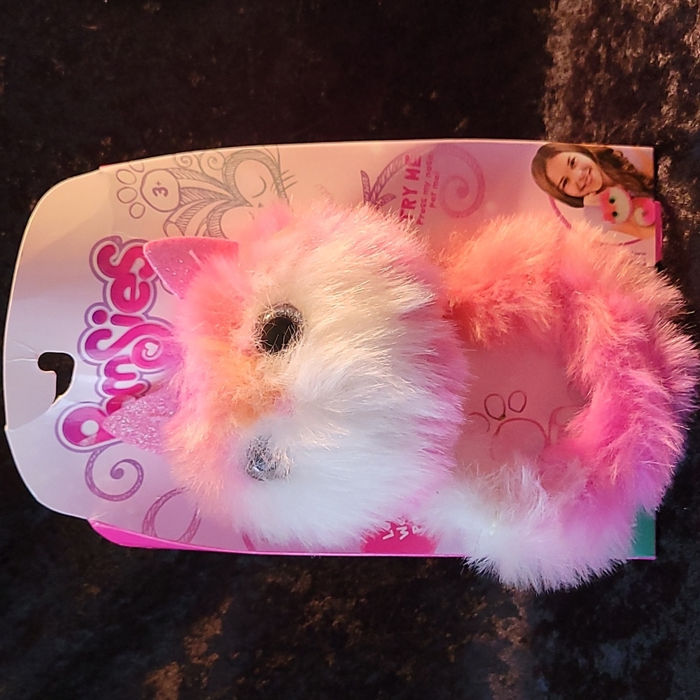 🆕️ Pomsies "Trixie" Interactive Pom-Pom Pet Cat